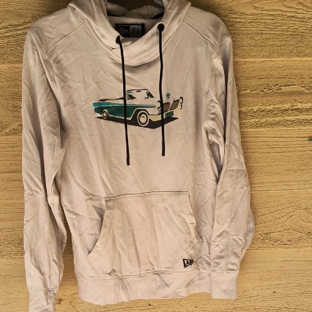 New Era Graphic Menthol Car Hoodie